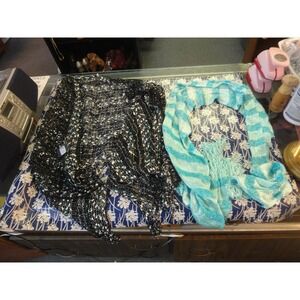 2 lot womens scarves scarf wraps‎  avenue Bealls green stripe black knited NWT